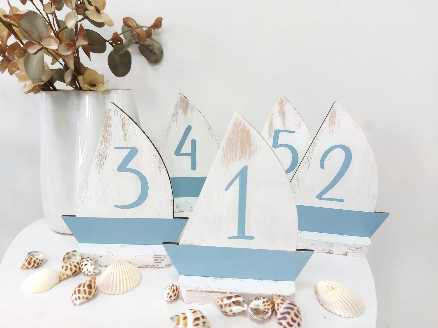 Mini sailboats for wedding table