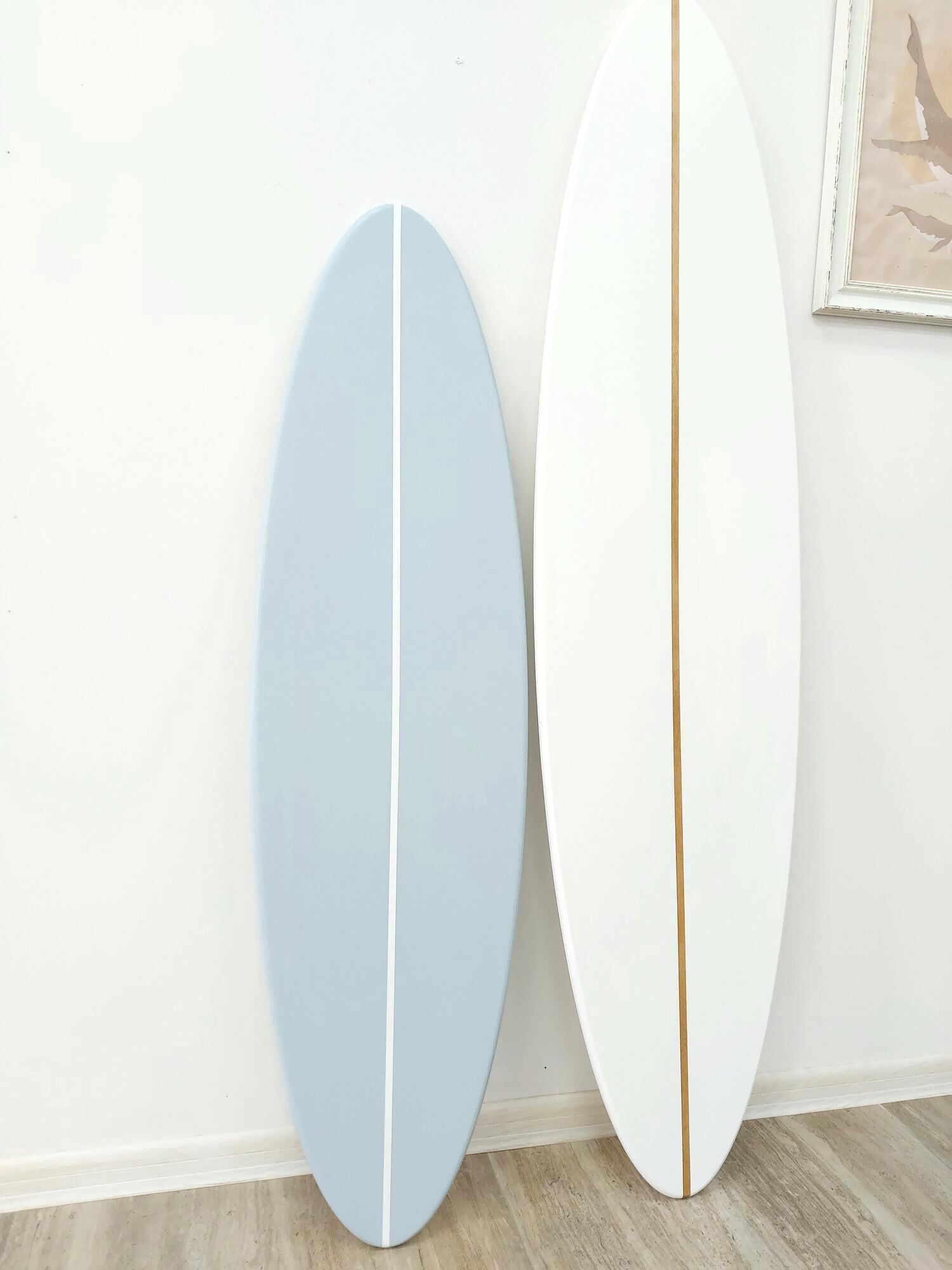 Surfboard beach décor for ocean themed living room
